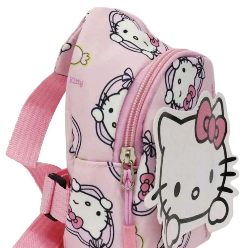 Hello Kitty Pink Bag with Iconic Design and Cute Pattern